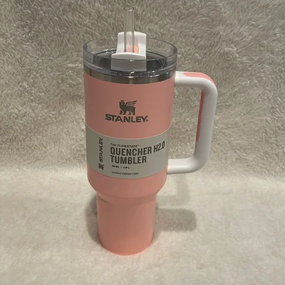 Stanley x Target 40oz Quencher H2.0 Peach Limited Edition Color